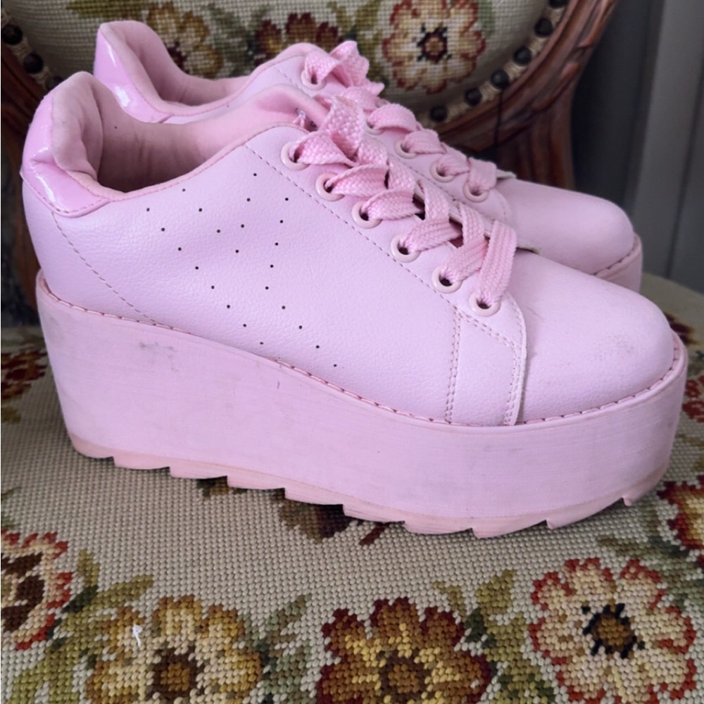 YRU USED Light Pink Platform Sneakers